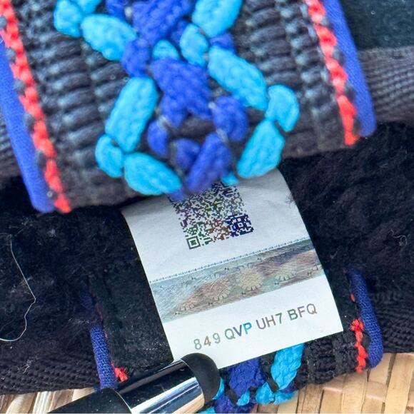 UGG Classic Ultra Mini Braid Platform Black Suede Boho Winter Boots Women’s 11 - Picture 8 of 9